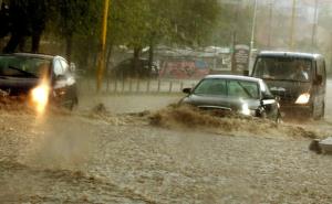 Žuti meteoalarm za dva bh. grada: Očekuju se grmljavine i pljuskovi 